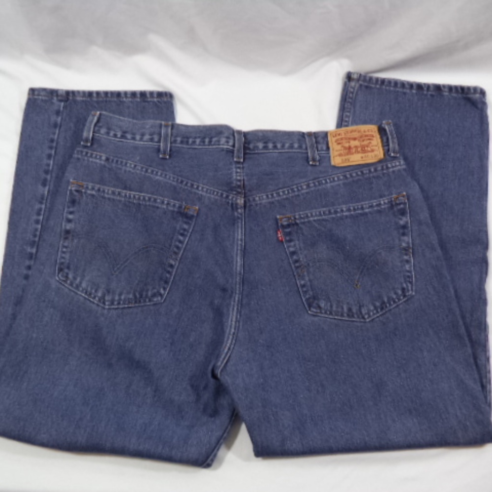 Levis 505 Mens Regular Fit Med Wash jeans Sz 40x30